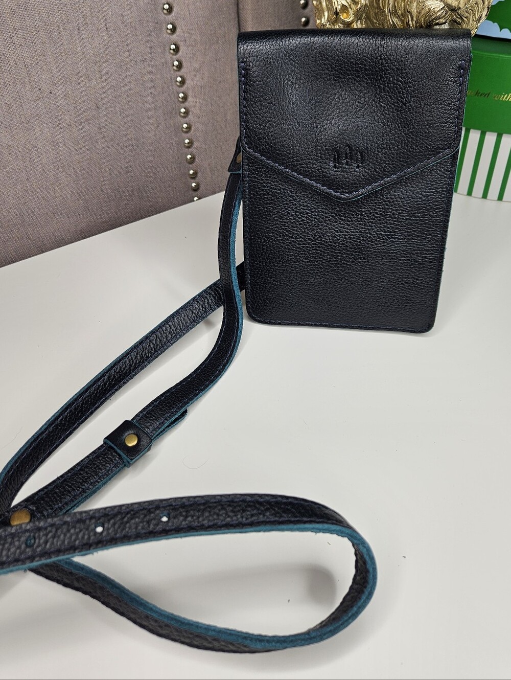 Portland Leather Goods Parker Phone Bag Boreal - Picture 15 of 15
